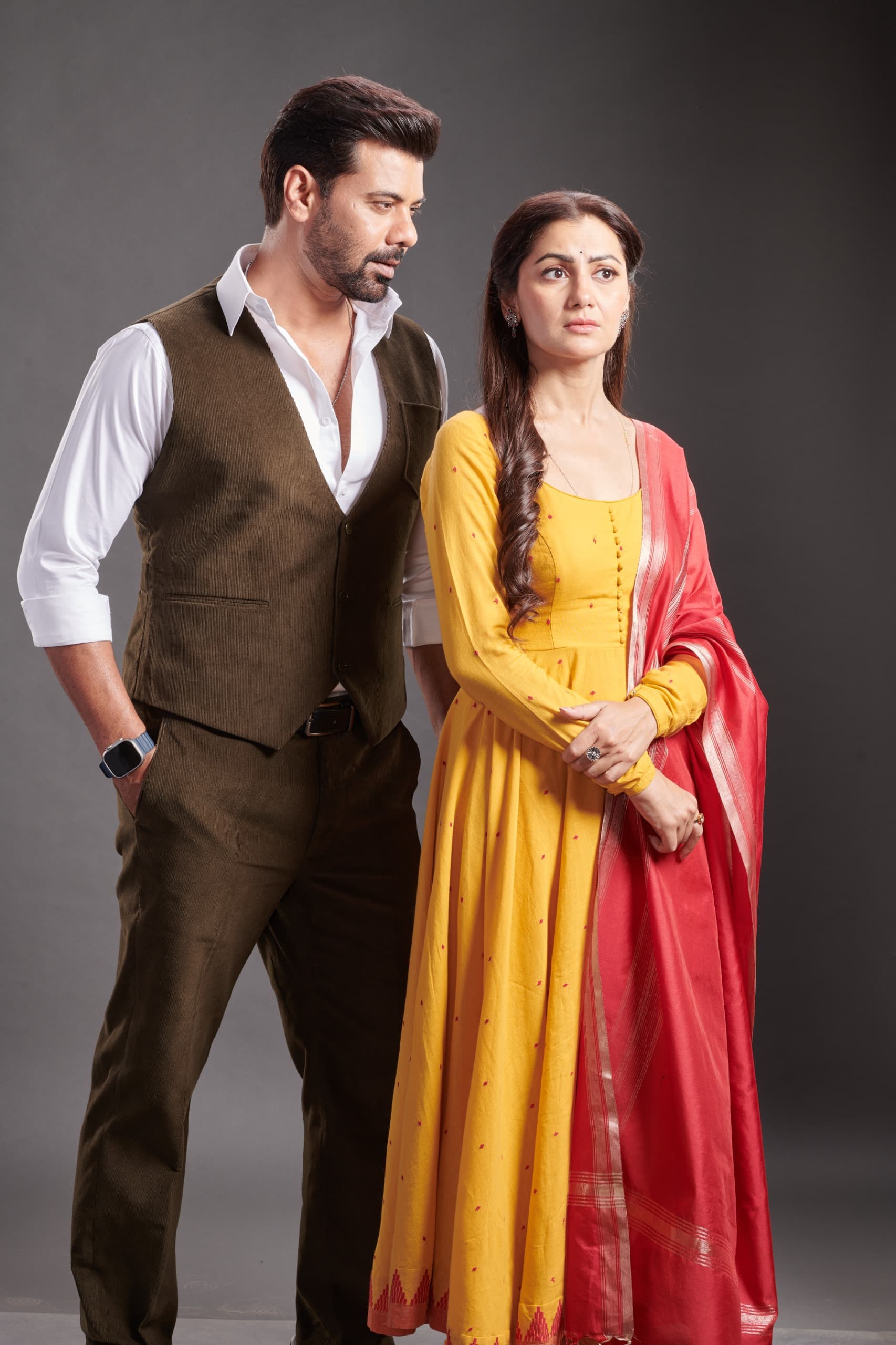 Aparajita Stands Up to Lalit and Finally Enters the Weaving Competition!